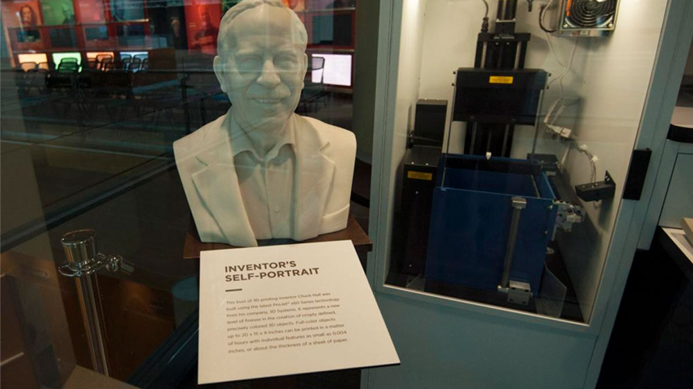 Ранний SLA 3D-принтер Чака Халла