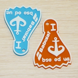 Брелоки у вигляді воланів