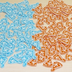 Брелоки у вигляді воланів