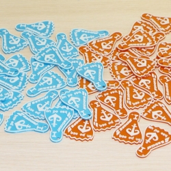 Брелоки у вигляді воланів