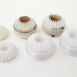 Шестерні для тісторозкатки